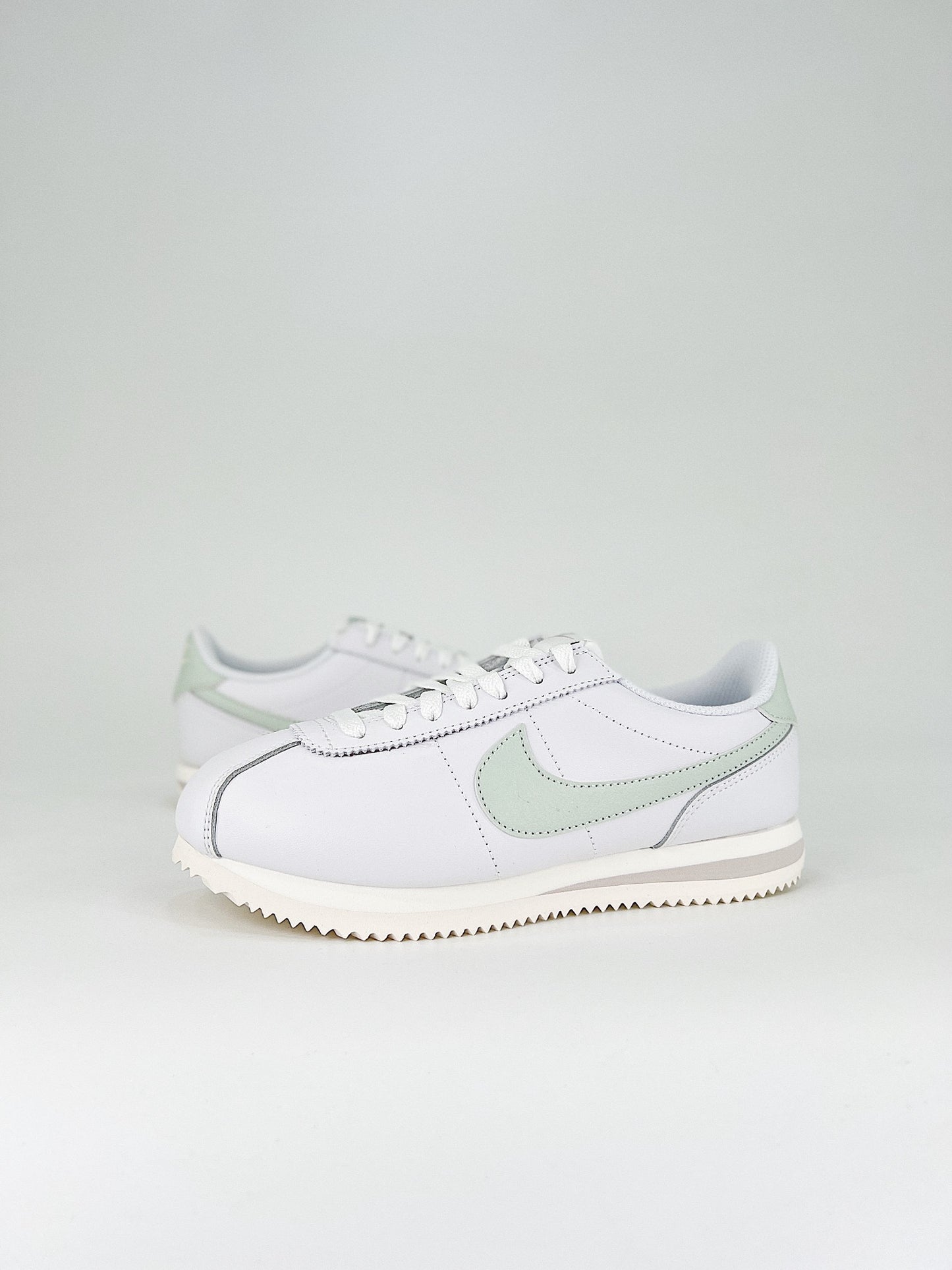 NIKE CLASSIC CORTEZ WHITE