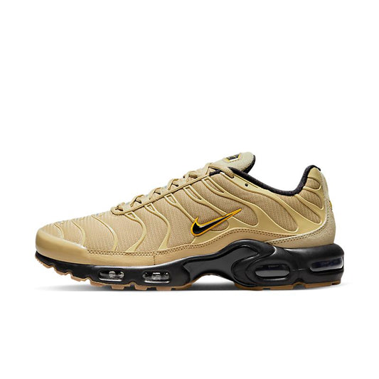 AIR MAX PLUS UNIVERSITY GOLD