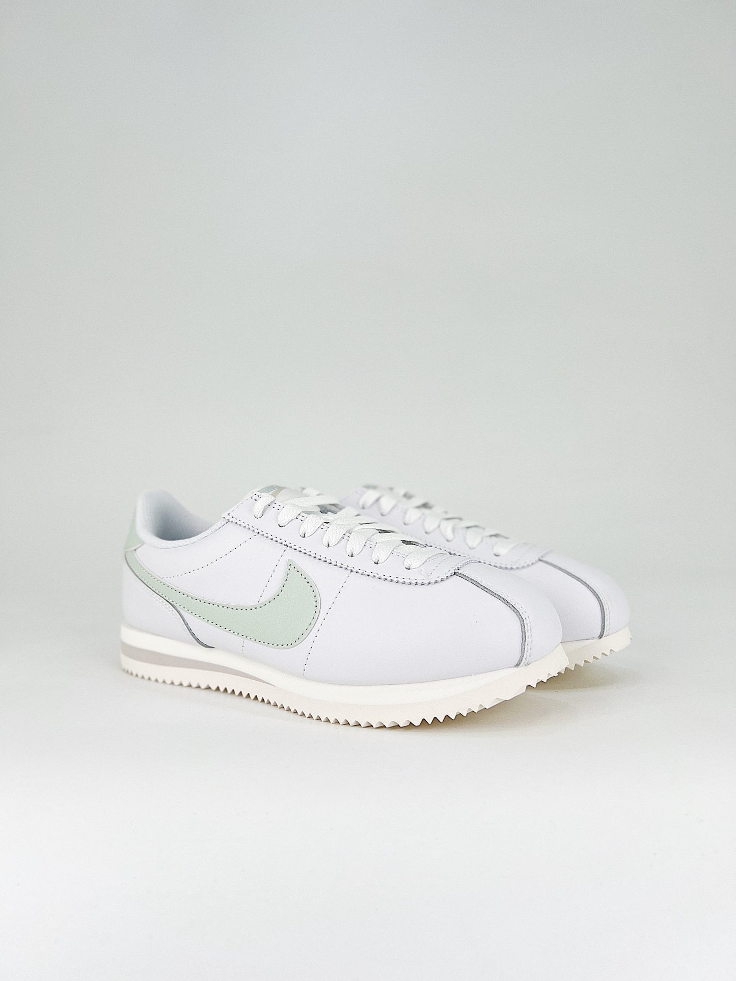 NIKE CLASSIC CORTEZ WHITE