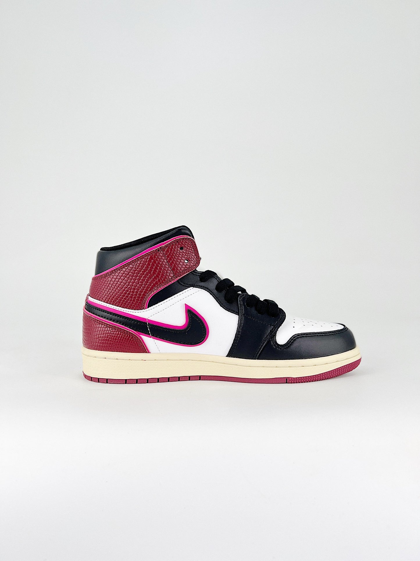 AIR JORADN 1 MID SE BORDEAUX