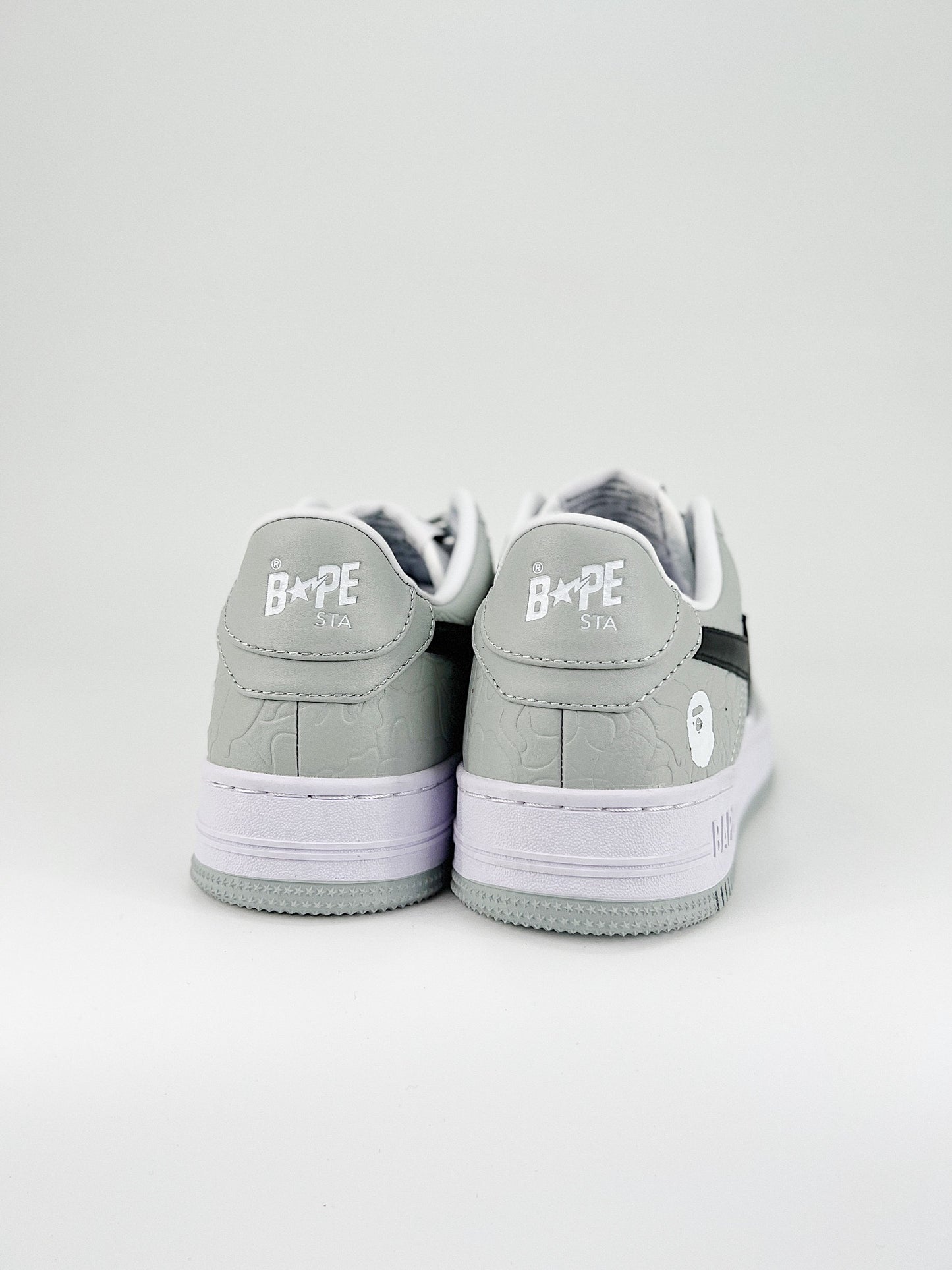 BAPE STA LOW GREY WHITE