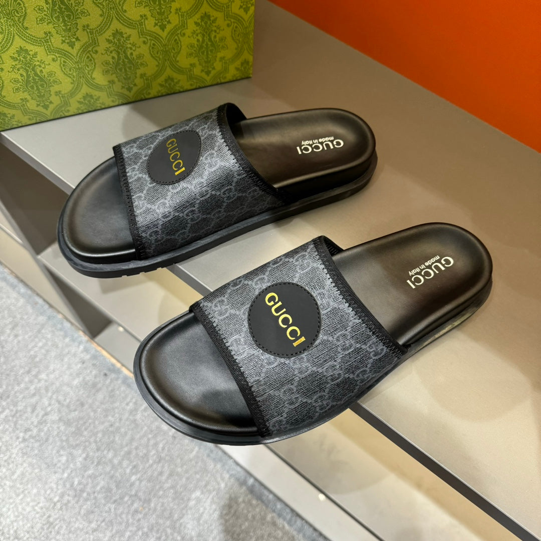Gucci GG Supreme Slide Sandal -Black GG Multicolor Canvas