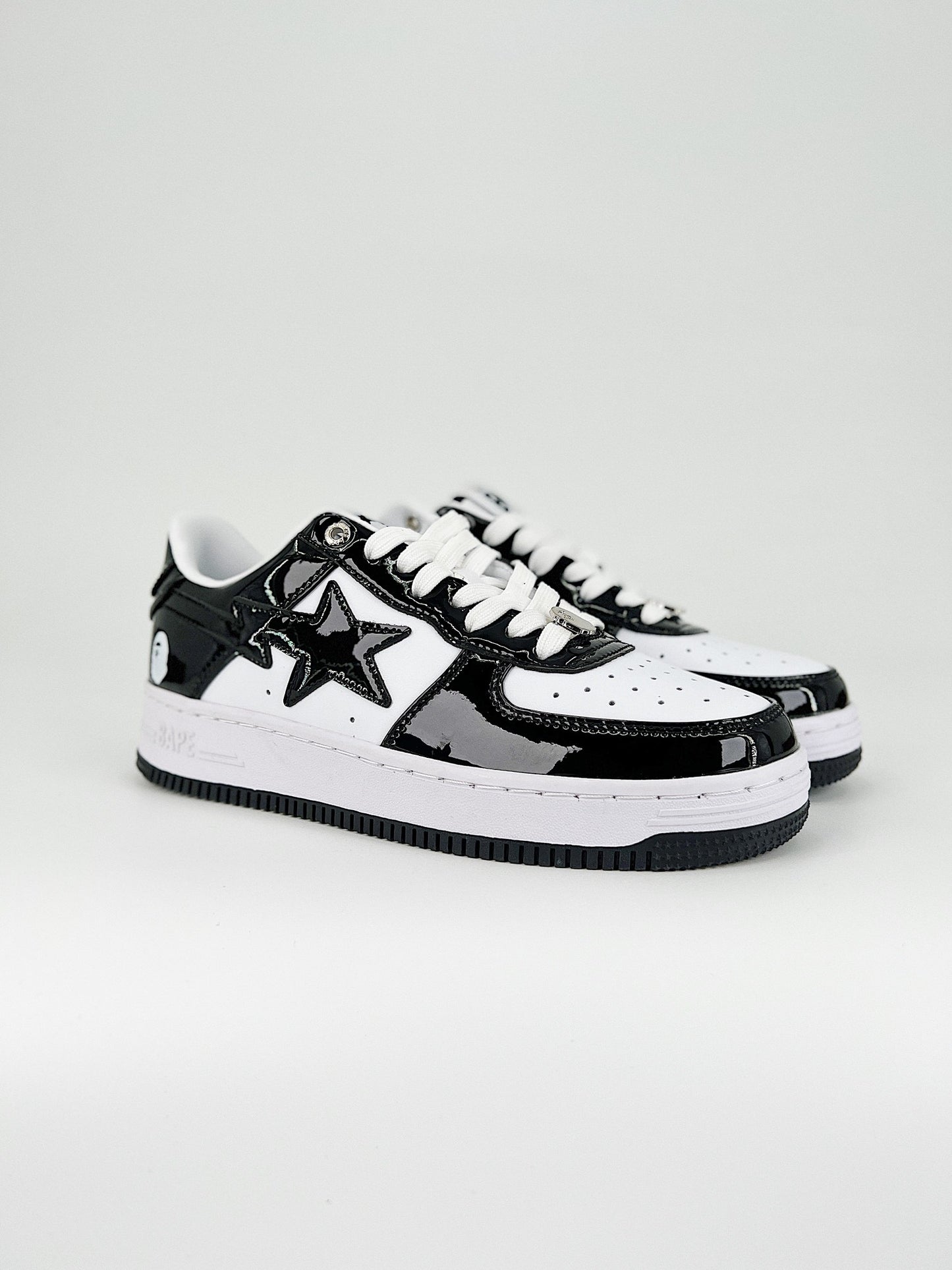 BAPE STA LOW BLACK WHITE